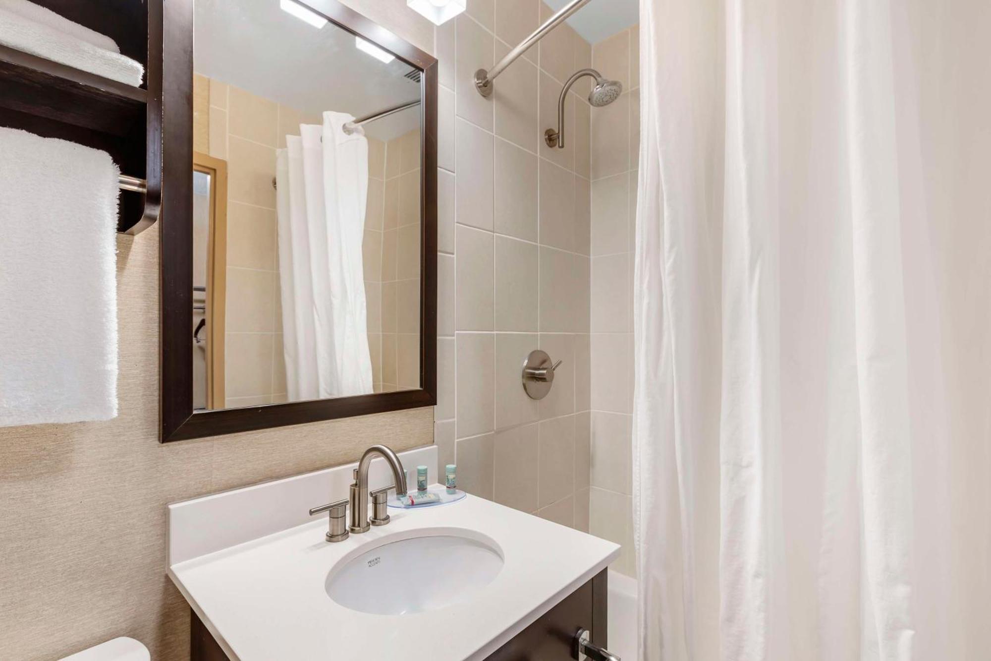 Best Western Watertown/Fort Drum Eksteriør billede